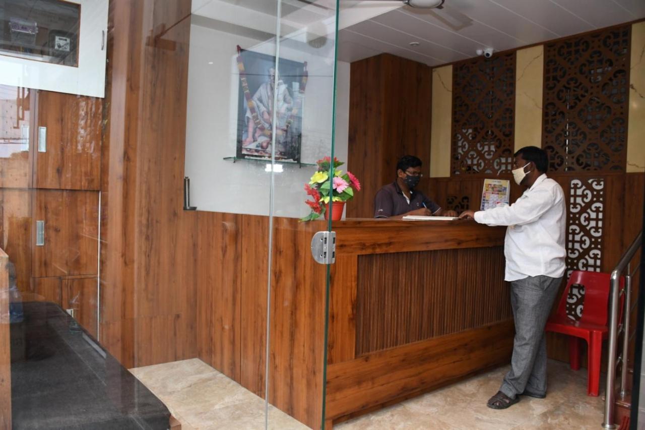 Hotel Sai Shatabdi Shirdi Luaran gambar