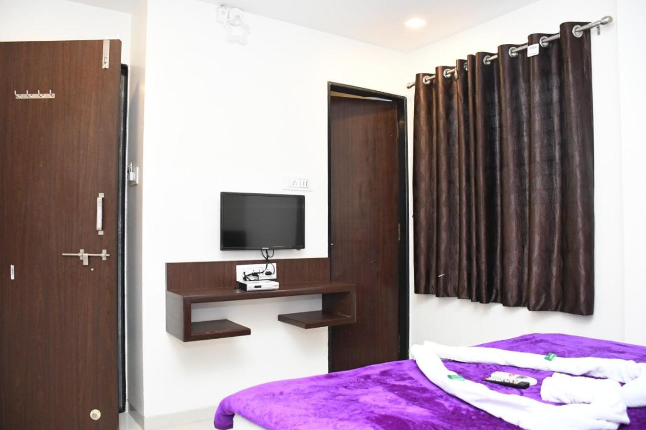 Hotel Sai Shatabdi Shirdi Luaran gambar