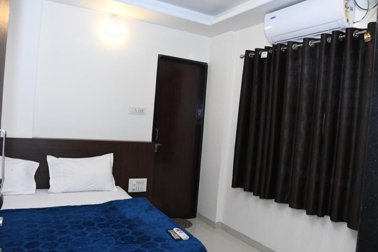Hotel Sai Shatabdi Shirdi Luaran gambar